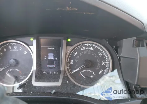 2017 Toyota Tacoma Sr5 V6 z USA, uszkodzony, nr VIN 5TFAZ5CN4HX036291